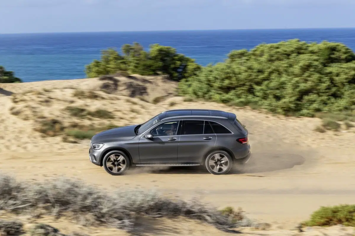 Mercedes GLC, il restyling al Salone di Ginevra 2019 (7)