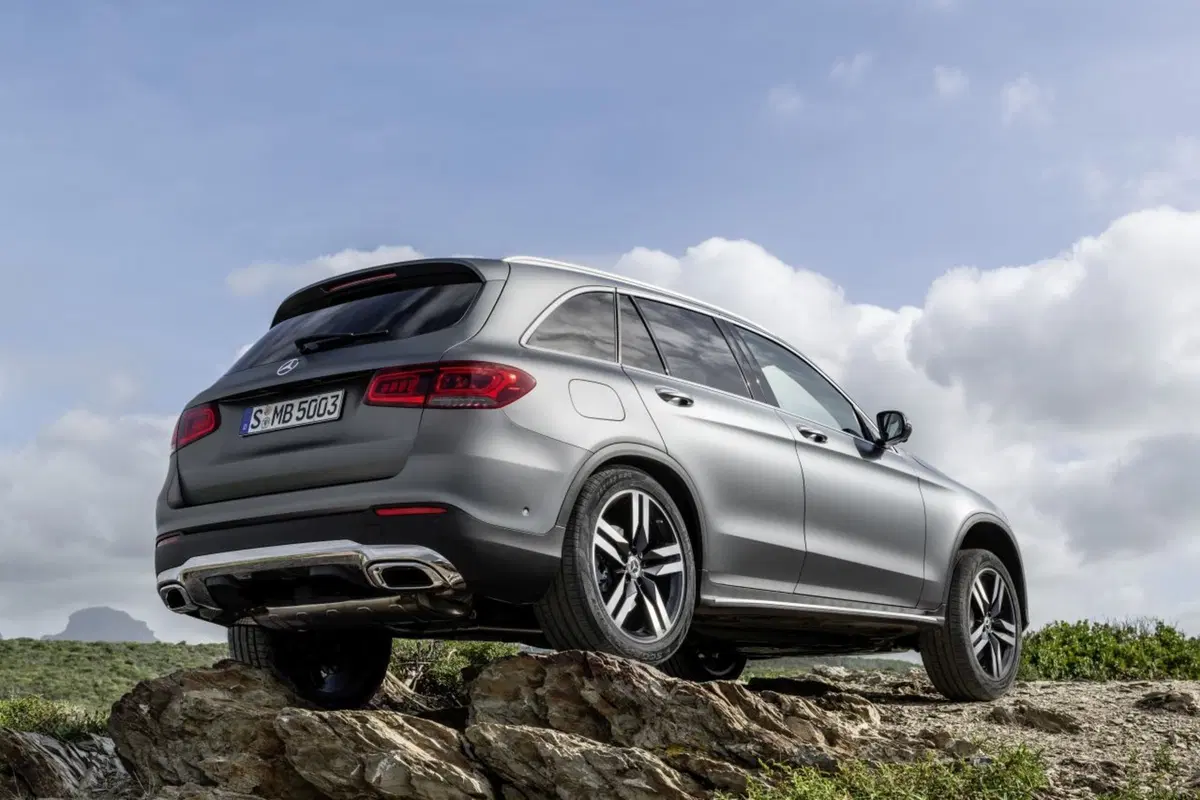 Mercedes GLC, il restyling al Salone di Ginevra 2019 (8)