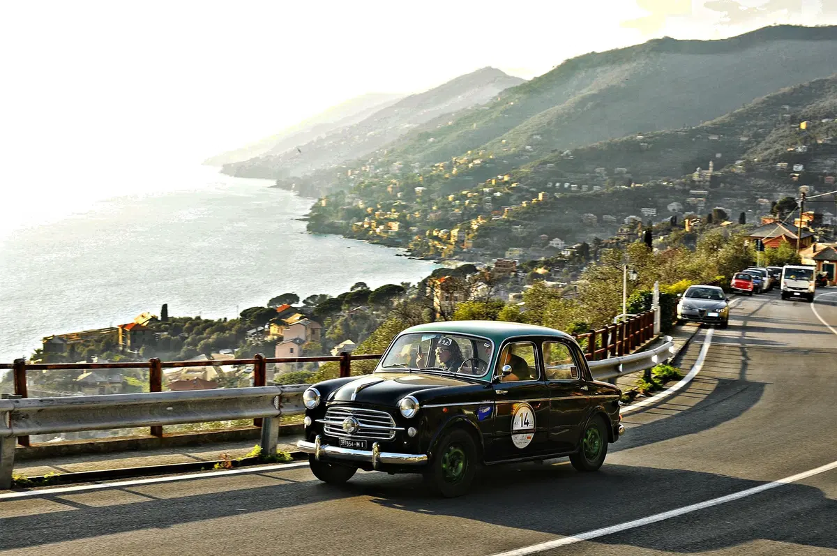 Coppa Milano Sanremo: 70 auto classiche e 5 Moto Guzzi di Moto.it pronte!  (14)