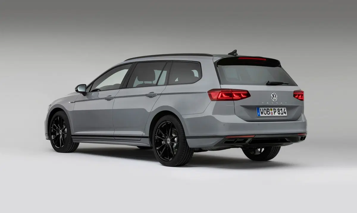 Volkswagen Passat Sporty Limited Edition al Salone di Ginevra 2019 (2)