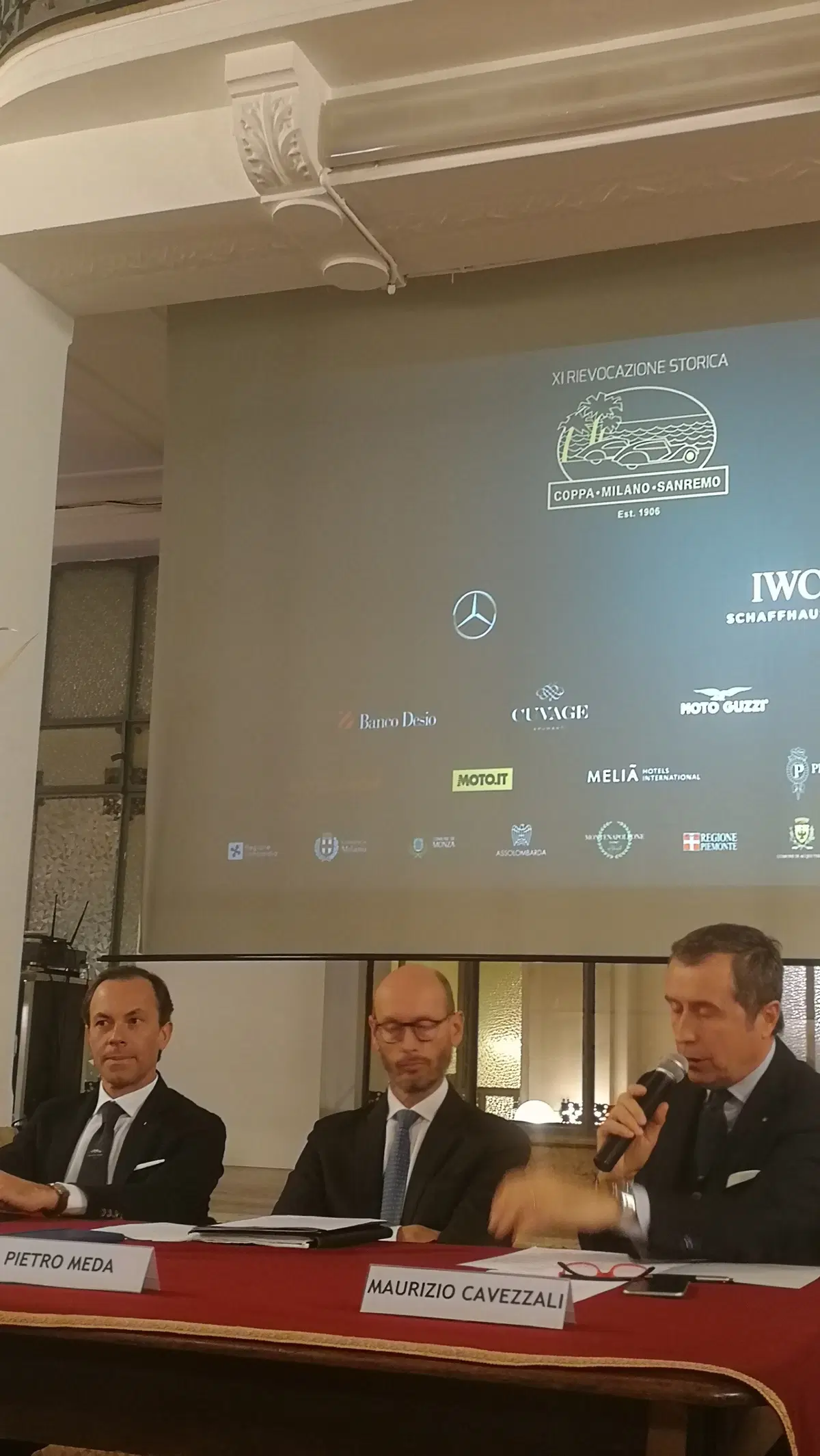 Coppa Milano Sanremo: 70 auto classiche e 5 Moto Guzzi di Moto.it pronte!  (19)