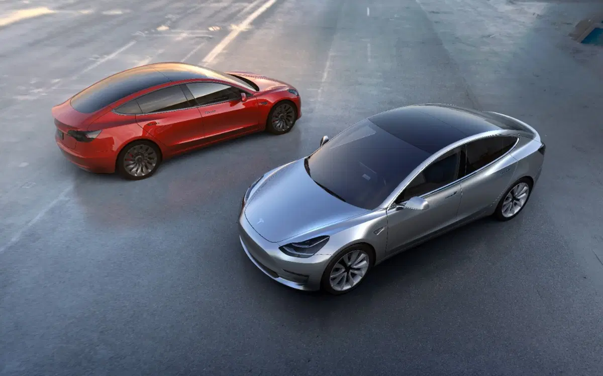 Tesla Model 3: la baby-elettrica per “tutti”