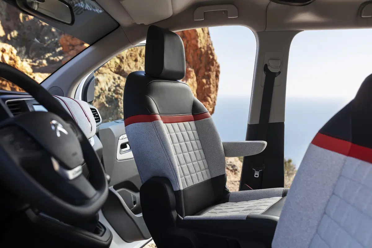 Citroën SpaceTourer The Citroënist Concept a Ginevra 2019 (5)