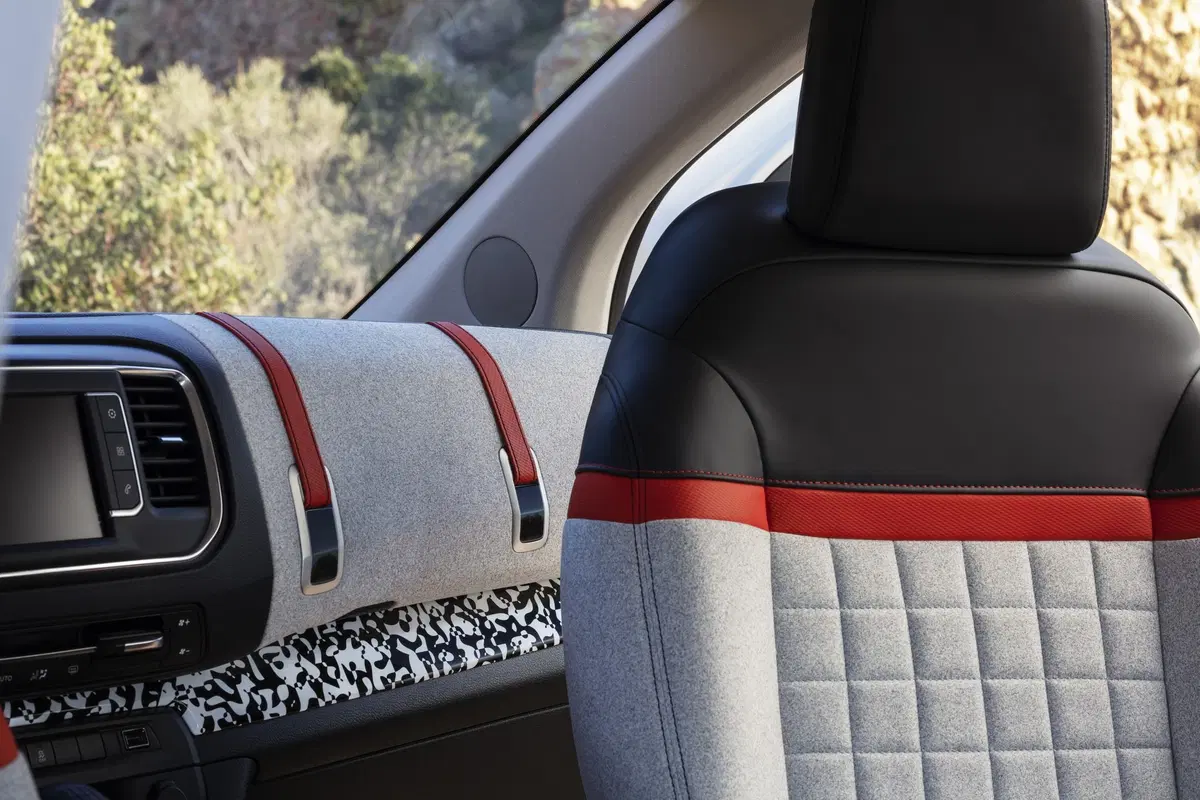 Citroën SpaceTourer The Citroënist Concept a Ginevra 2019 (21)
