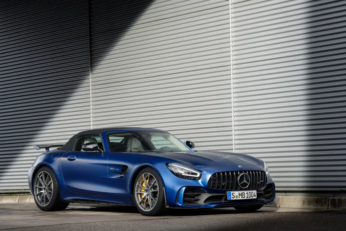 Mercedes AMG GT R Roadster, debutto al Salone di Ginevra 2019 (6)