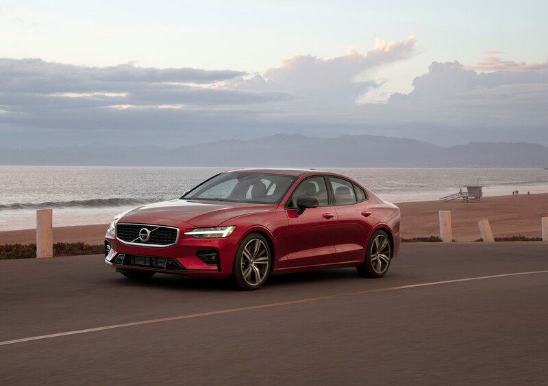 Volvo: velocit&agrave; massima limitata a 180 km/h dal 2020