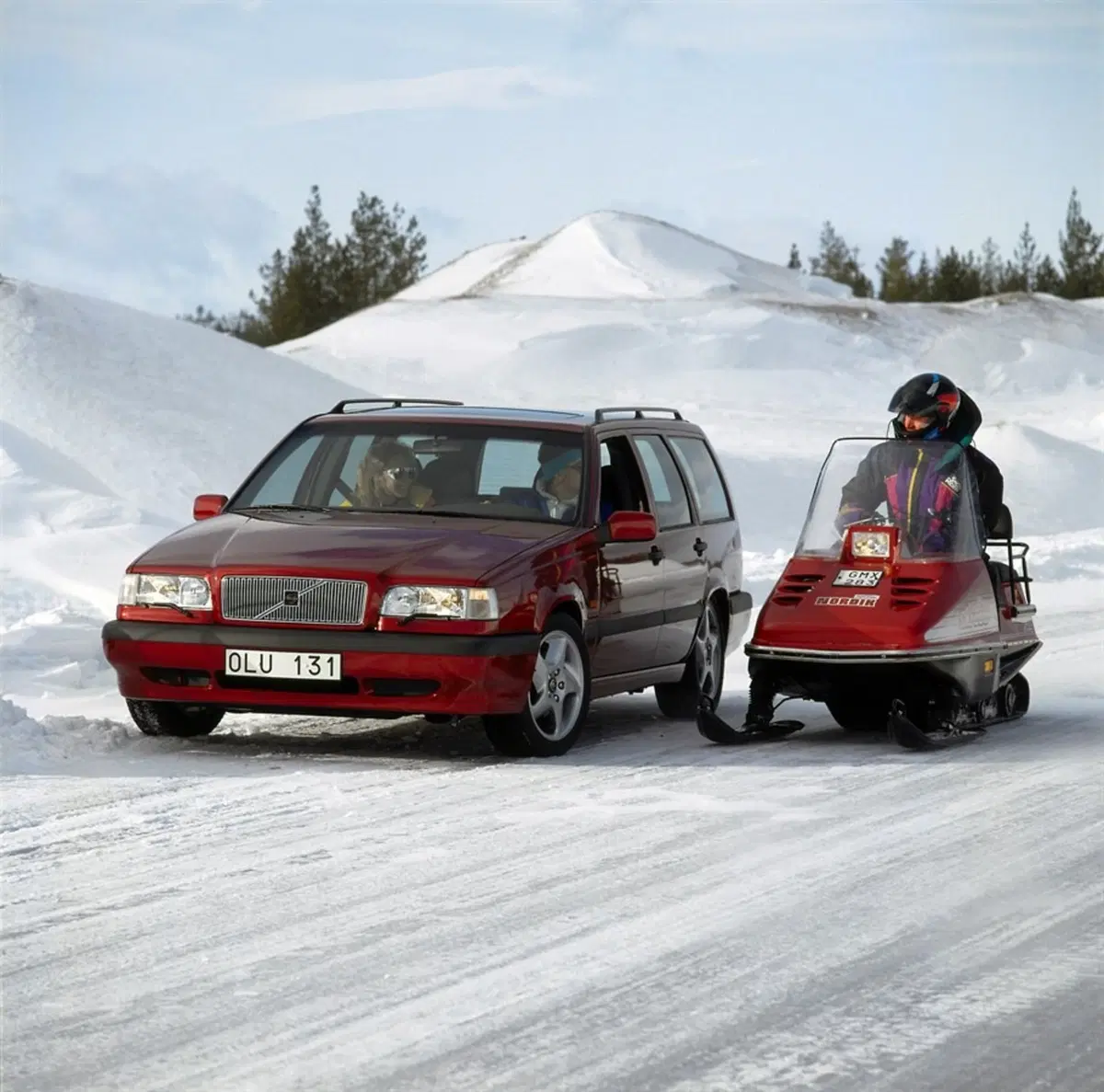Volvo e la parabola della velocità: dalla 850 T5 SW al limite di 180 km/h (2)
