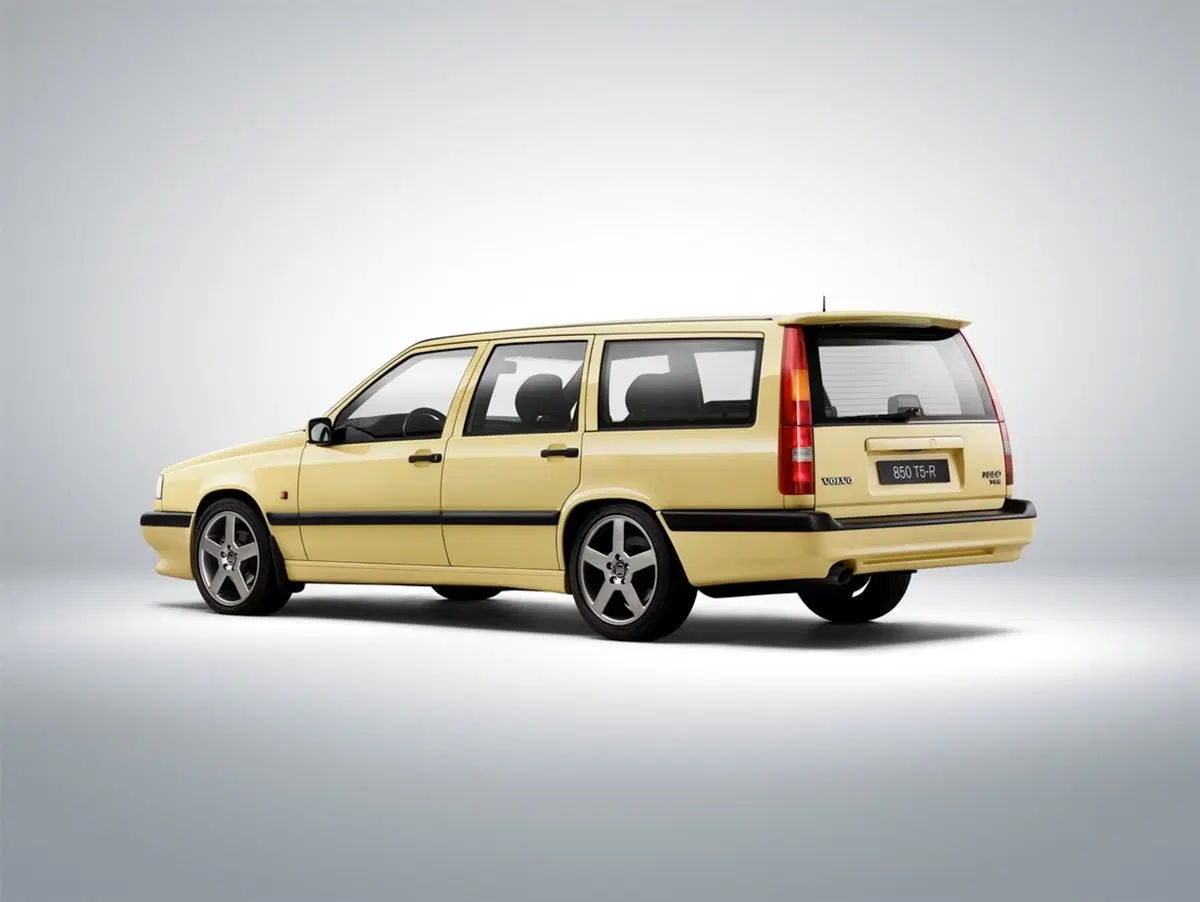 Volvo e la parabola della velocità: dalla 850 T5 SW al limite di 180 km/h (10)