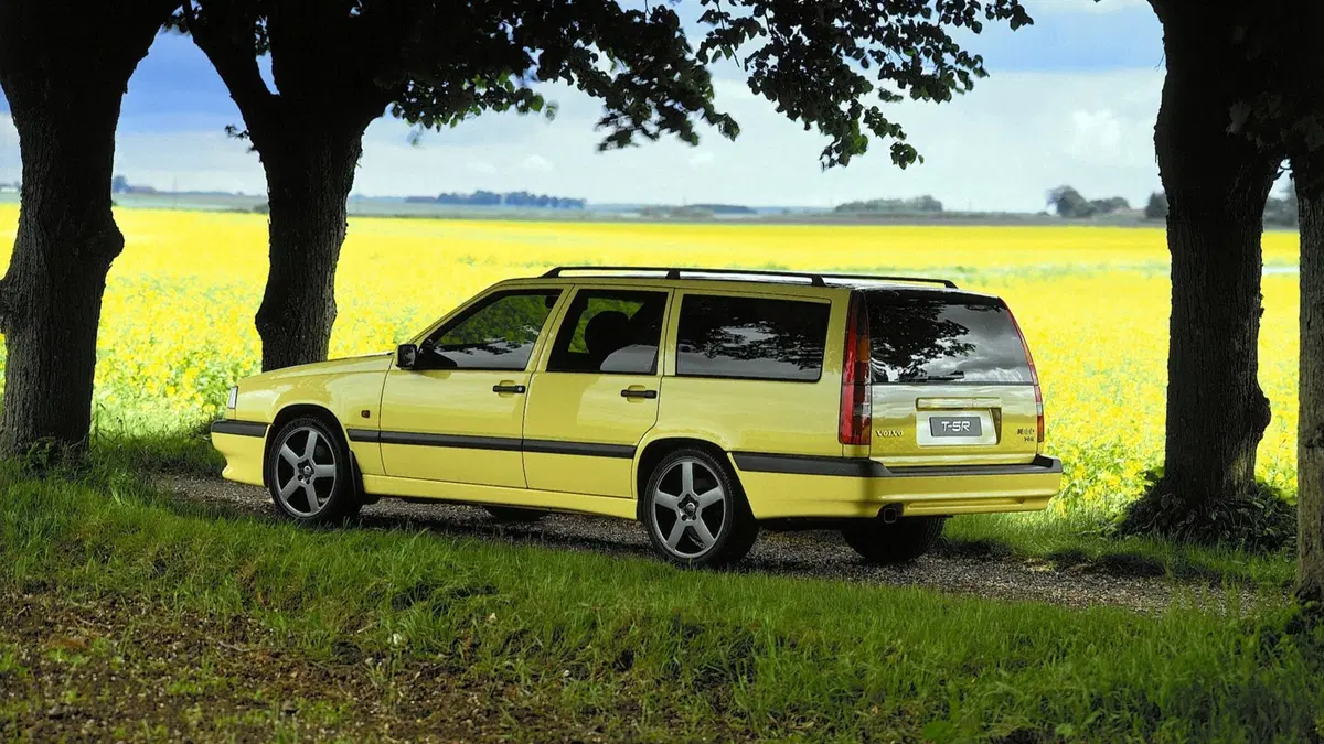 Volvo e la parabola della velocità: dalla 850 T5 SW al limite di 180 km/h (7)