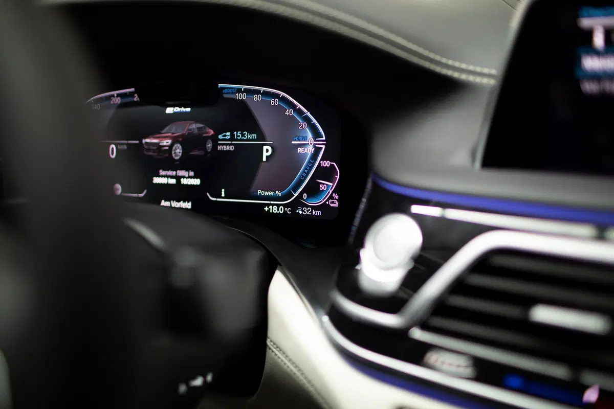 BMW, le ibride Plug-In al Salone di Ginevra 2019 (6)