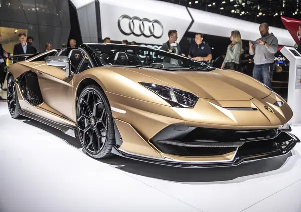 Lamborghini Aventador SVJ Roadster al Salone di Ginevra 2019 [Video]