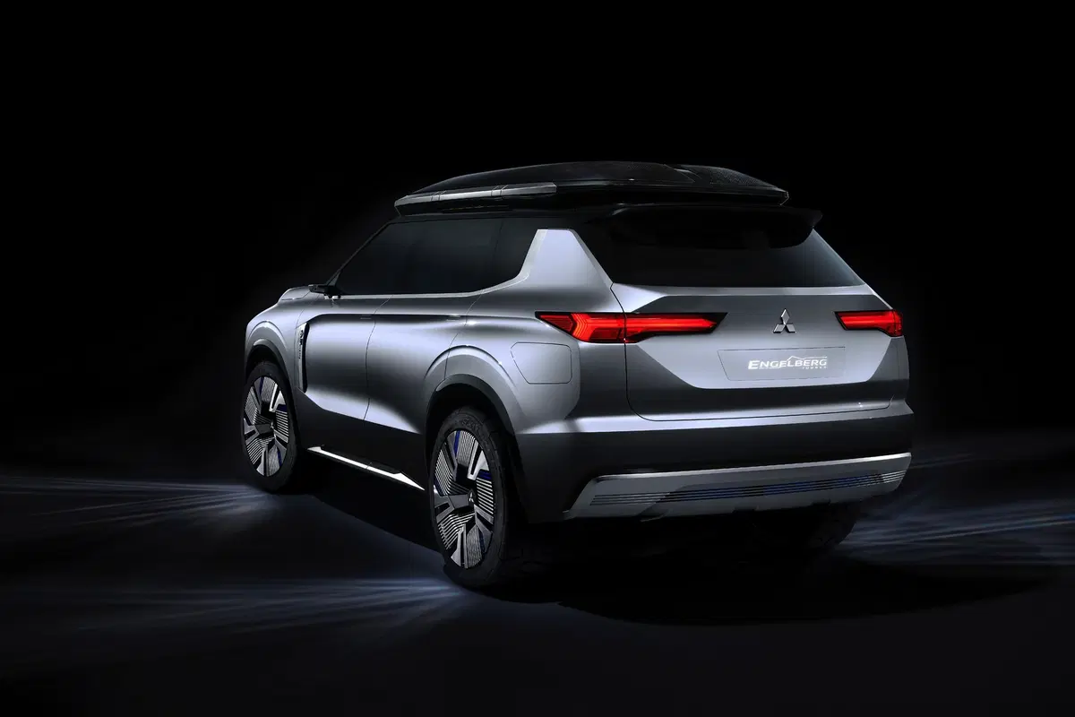 Mitsubishi Engelberg Tourer: concept al Salone di Ginevra 2019 (3)