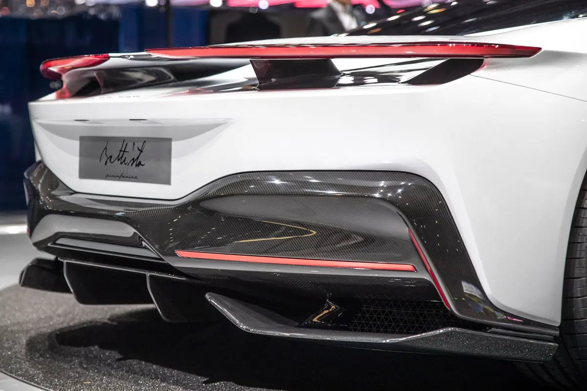 Pininfarina al Salone di Ginevra 2019 (9)