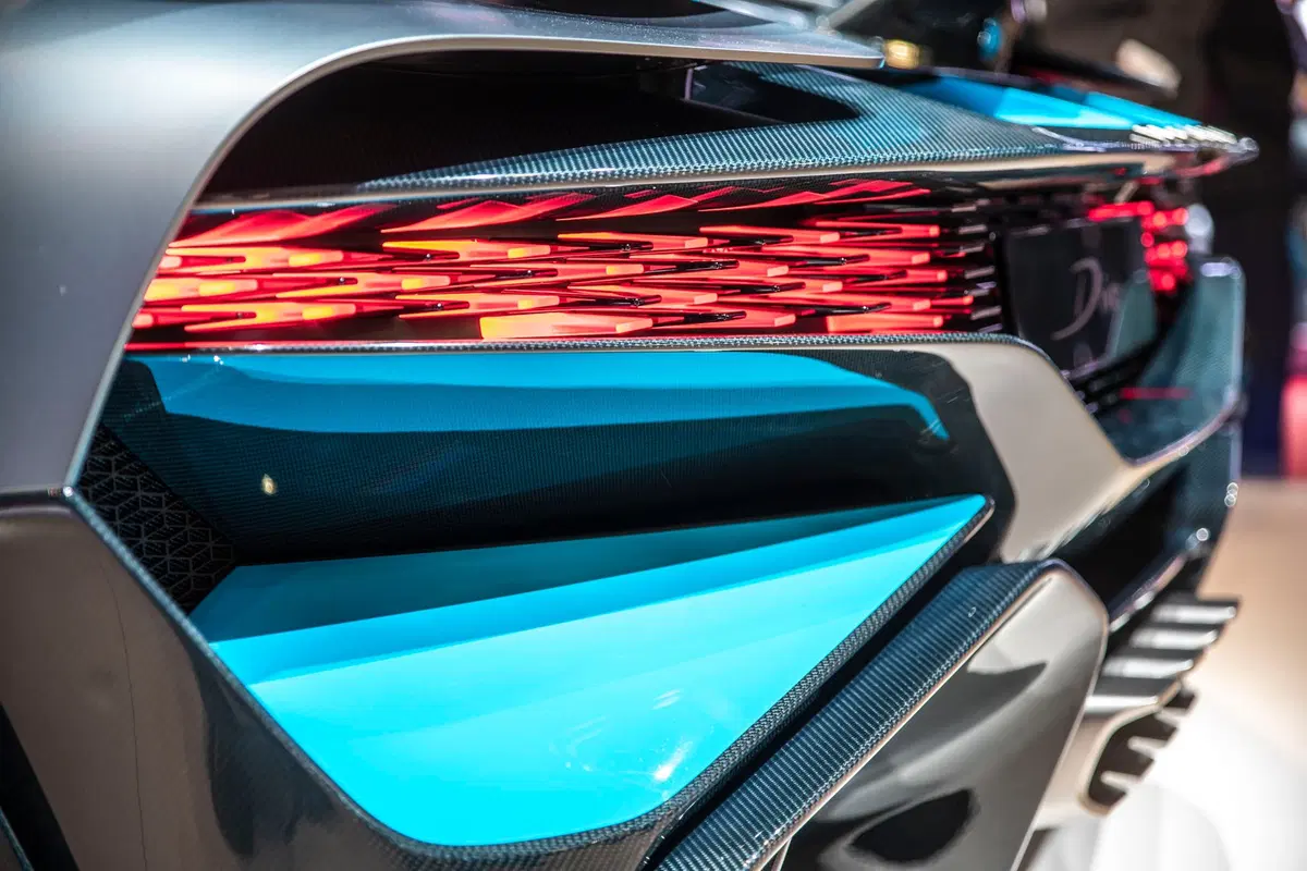 Bugatti al Salone di Ginevra 2019 (2)