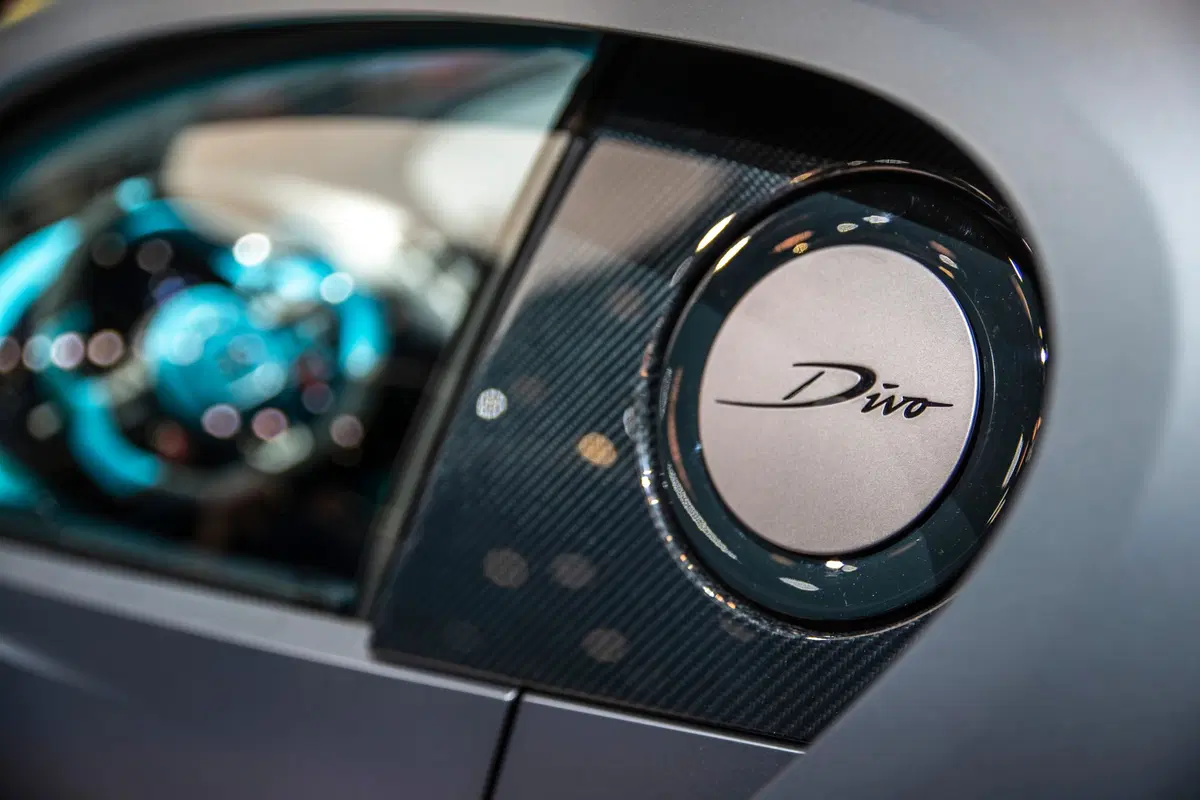 Bugatti al Salone di Ginevra 2019 (11)