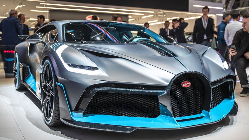 Bugatti al Salone di Ginevra 2019 [Video]