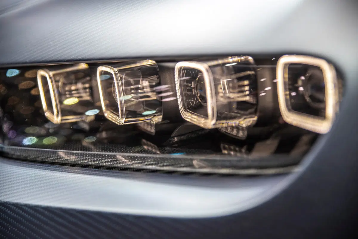 Bugatti Chiron Sport, a Ginevra la serie speciale 110 ans Bugatti (11)