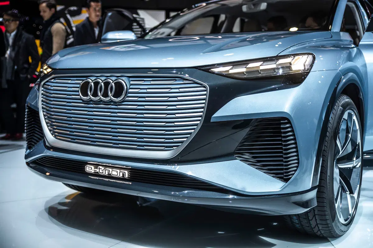 Audi Q4 e-tron concept al Salone di Ginevra 2019 (4)