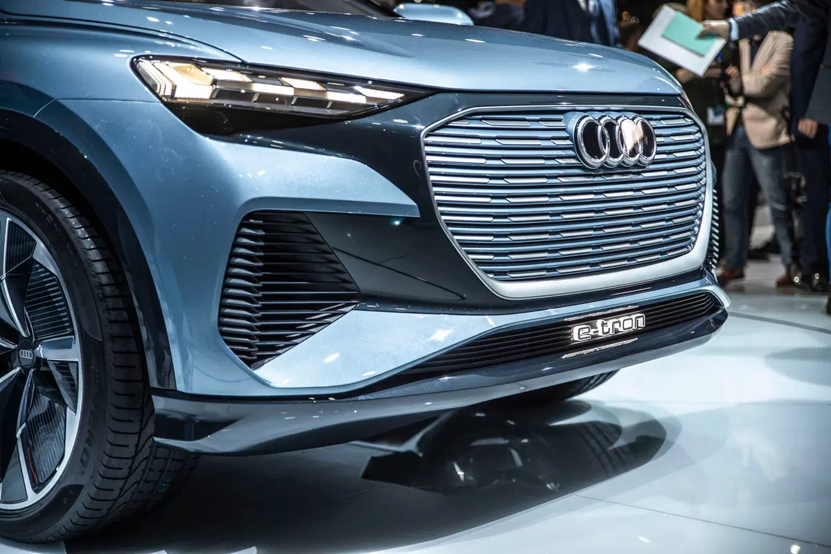 Audi Q4 e-tron concept al Salone di Ginevra 2019 (6)