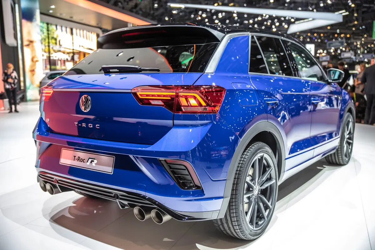 Volkswagen T-Roc R, la concept al Salone di Ginevra 2019 [Video] (7)