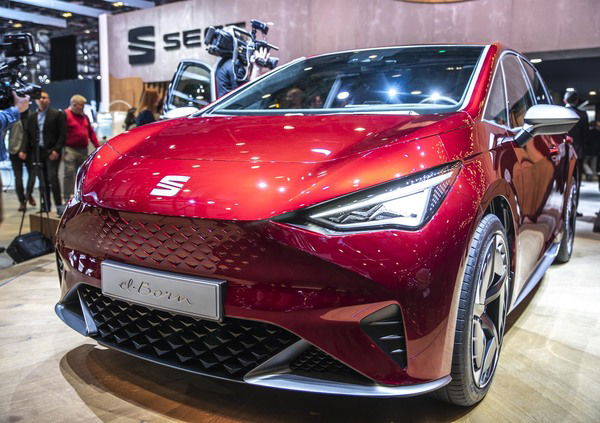 Seat el-Born: concept elettrica al Salone di Ginevra 2019 [Video]