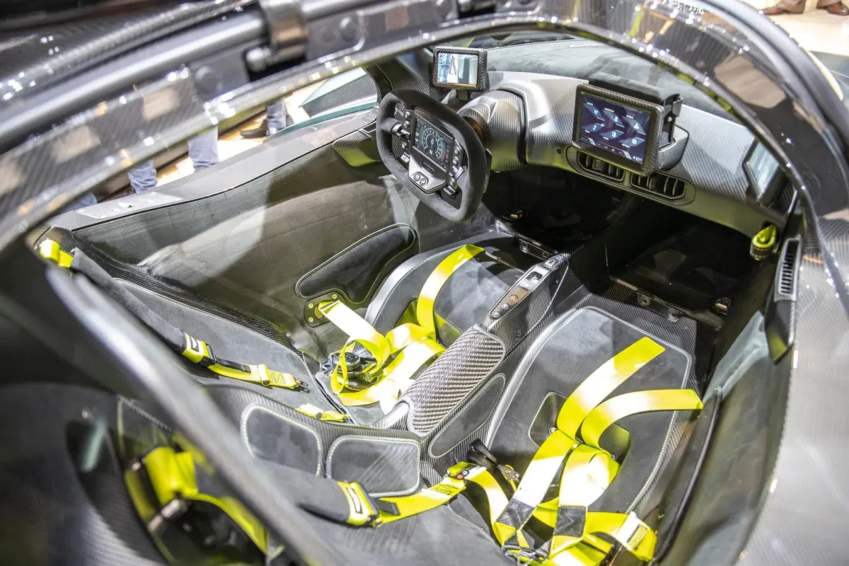 Aston Martin AM-RB 003 al Salone di Ginevra 2019 (16)