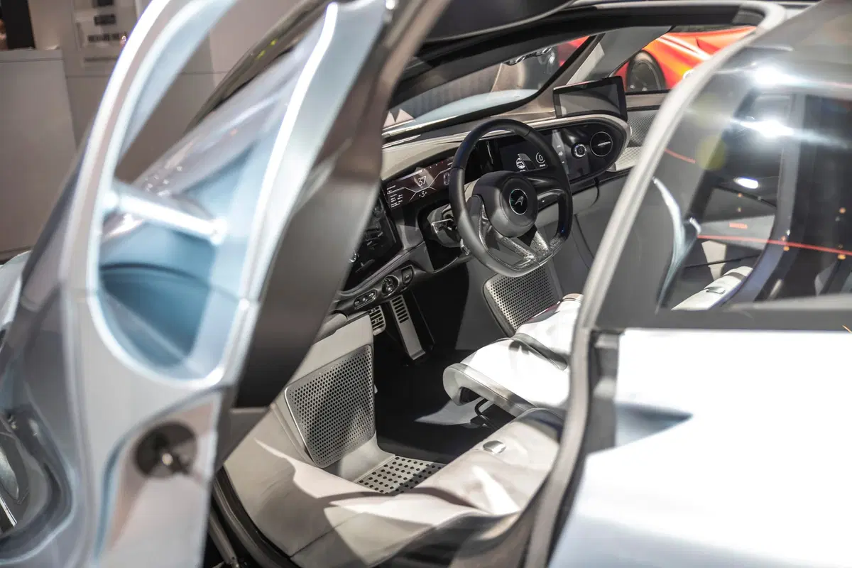 McLaren Speedtail: anche lei al Salone di Ginevra 2019 (7)