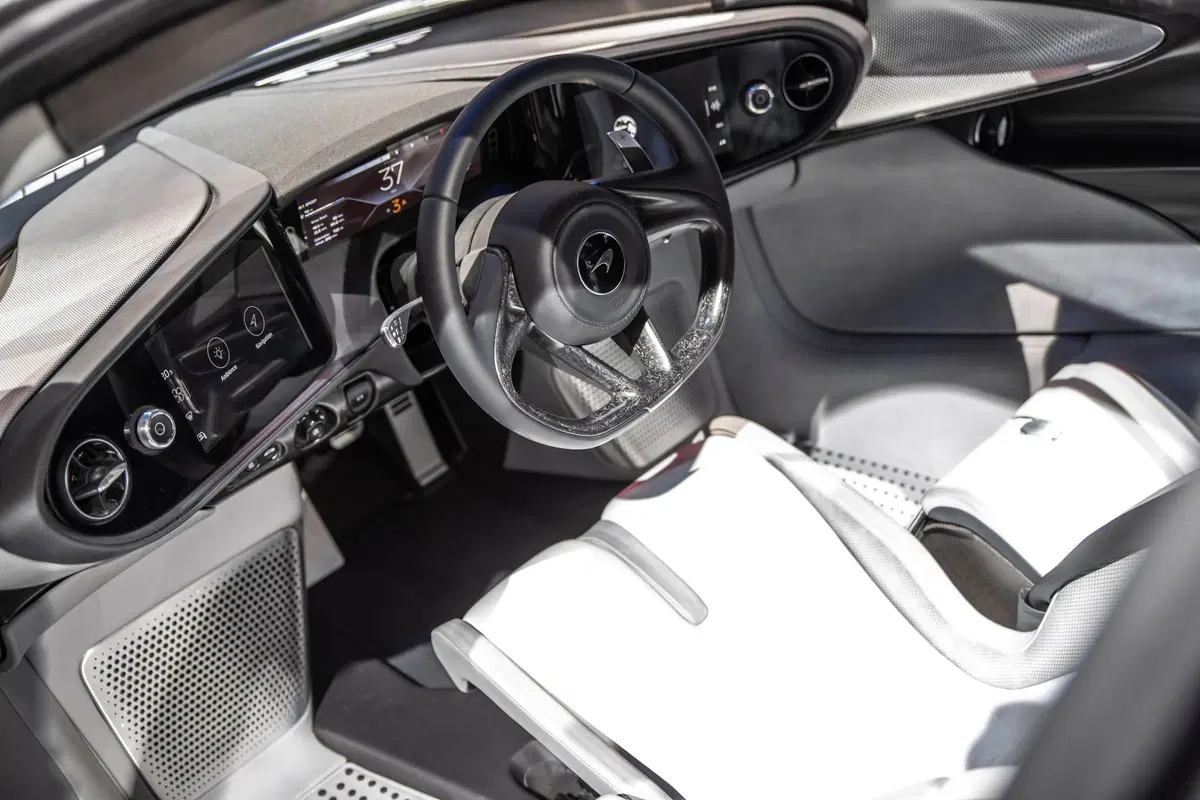 McLaren Speedtail: anche lei al Salone di Ginevra 2019 (10)