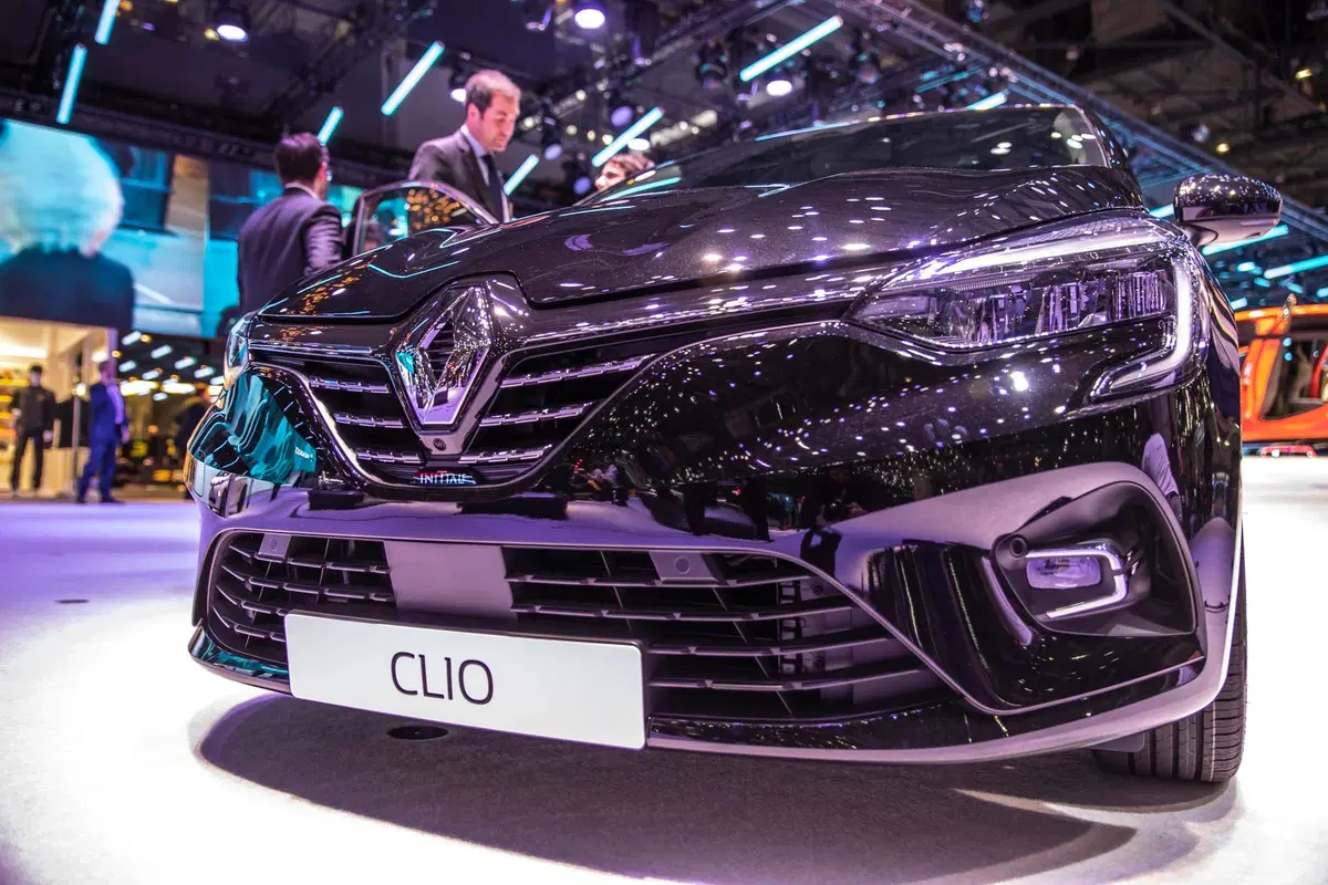Nuova Renault Clio: ecco la 5^ generazione [Foto e video] (8)