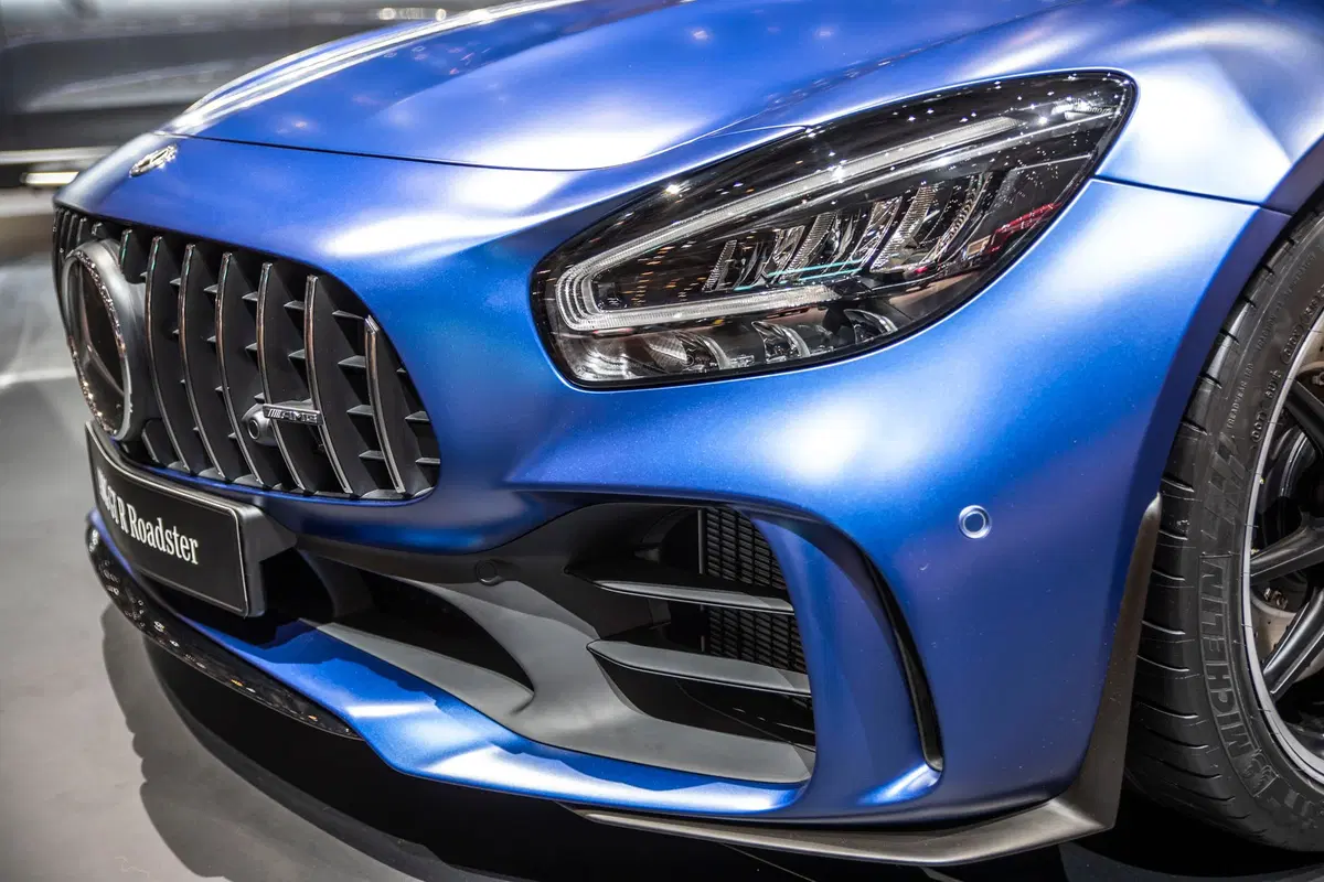 Mercedes AMG GT R Roadster, debutto al Salone di Ginevra 2019 (25)