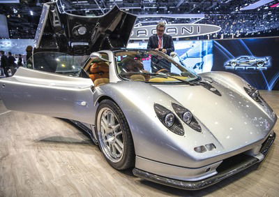 Pagani Zonda C12, la prima Zonda del 1999 al Salone di Ginevra 2019 [Video]