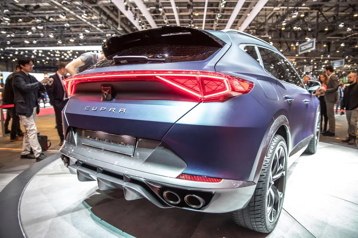 Cupra Formentor, concept ibrido a metà tra crossover e sportiva  (2)