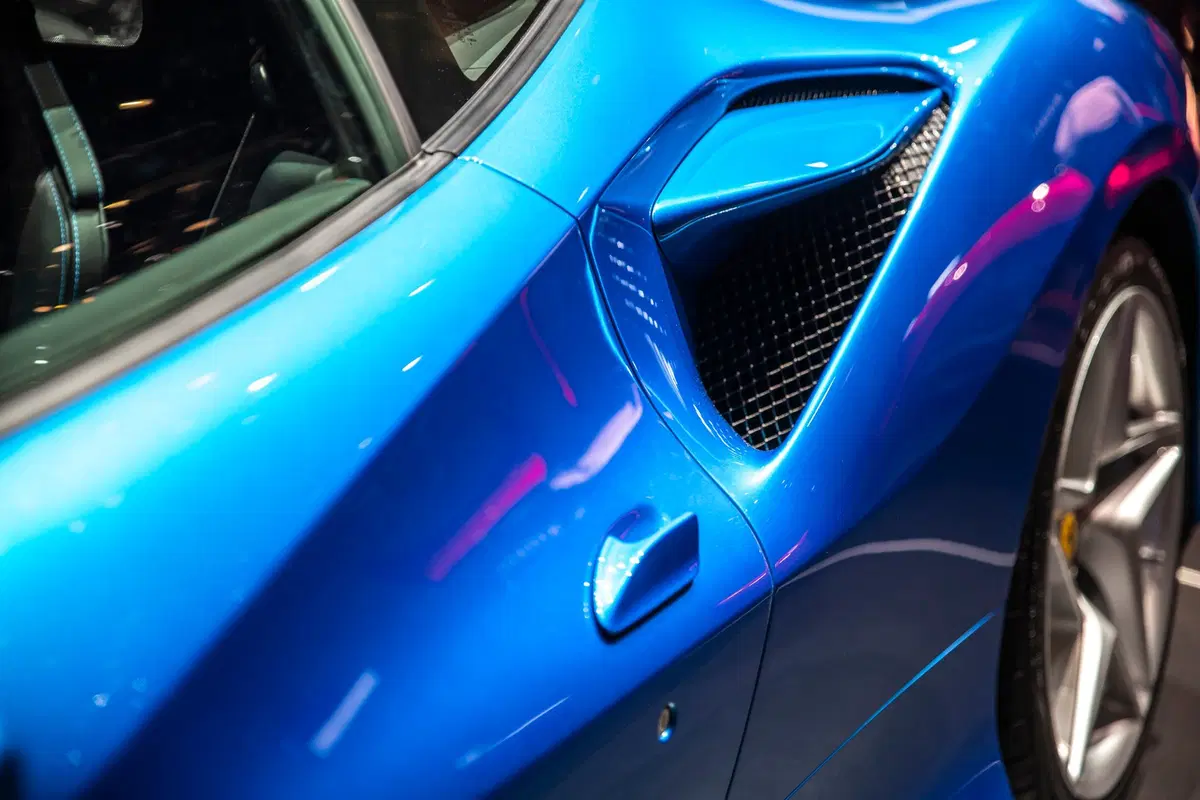 Ferrari F8 Tributo: foto, video e dati tecnici dell’erede della 488 [Video] (4)