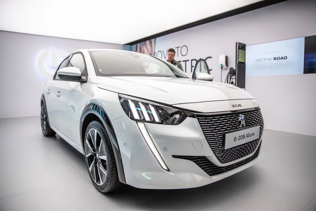 Peugeot al Salone di Ginevra 2019 [Video] (11)