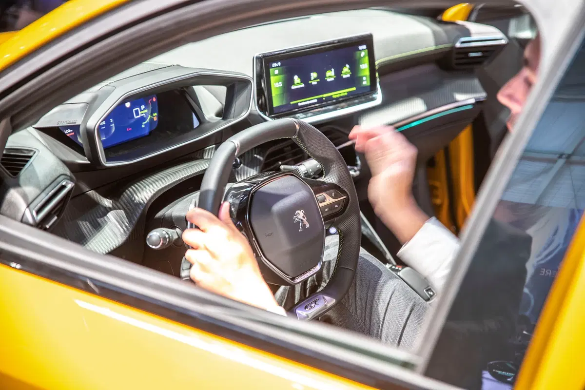 Peugeot al Salone di Ginevra 2019 [Video] (16)