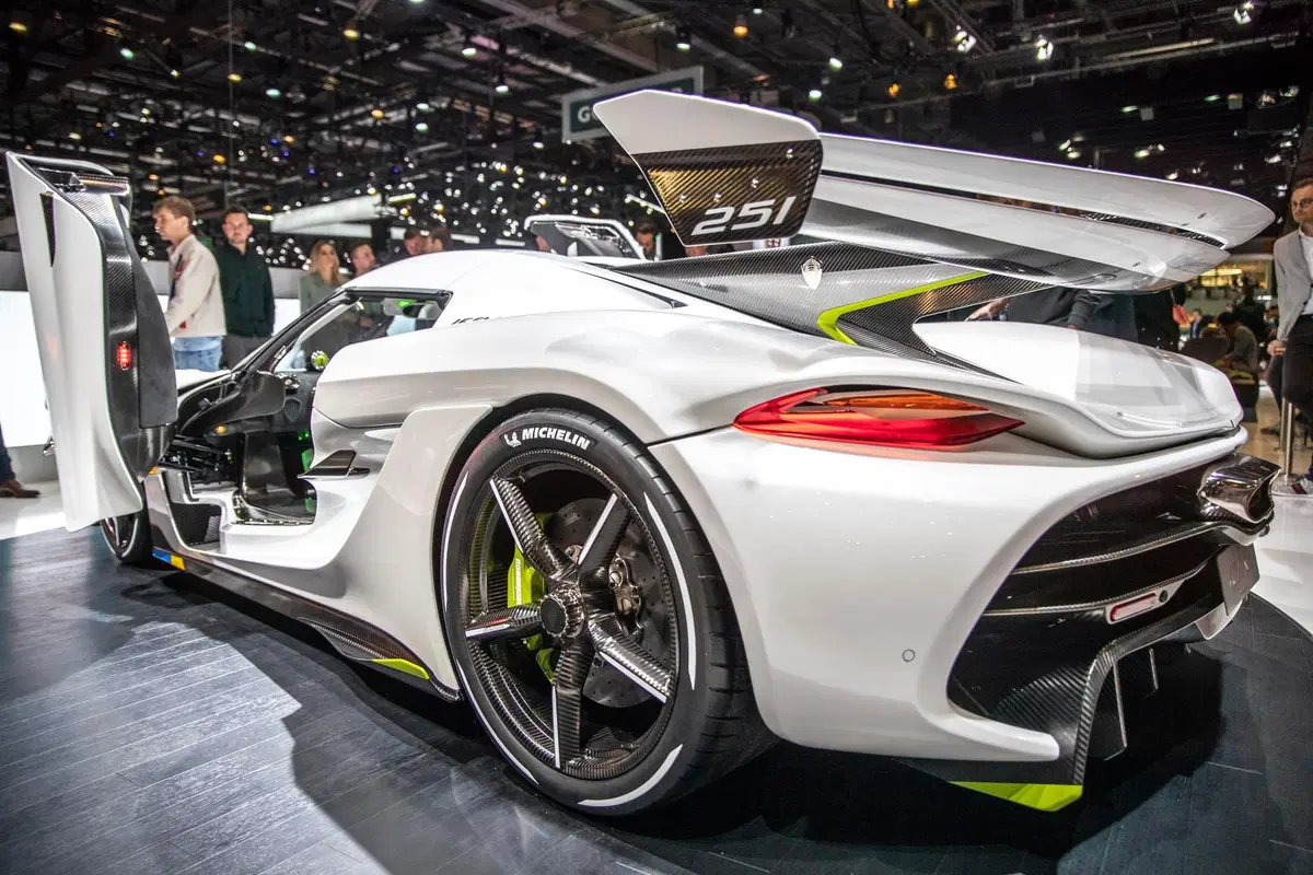 Koenigsegg Jesko: nuova supercar al Salone di Ginevra 2019 (8)