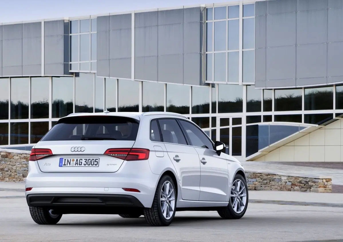 Audi A3 Sportback g-tron 2019: più metano, meno benzina (12)
