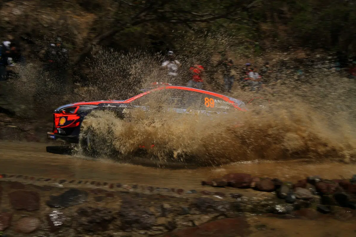 WRC19. Mexico. Meeke, Lappi e un velo di leggenda (12)