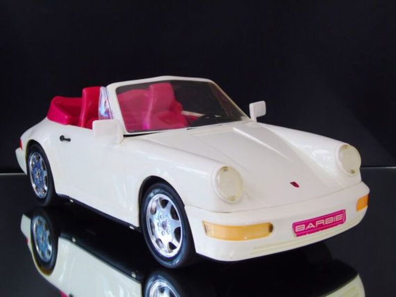 Negli anni Novanta Barbie sceglie anche Porsche