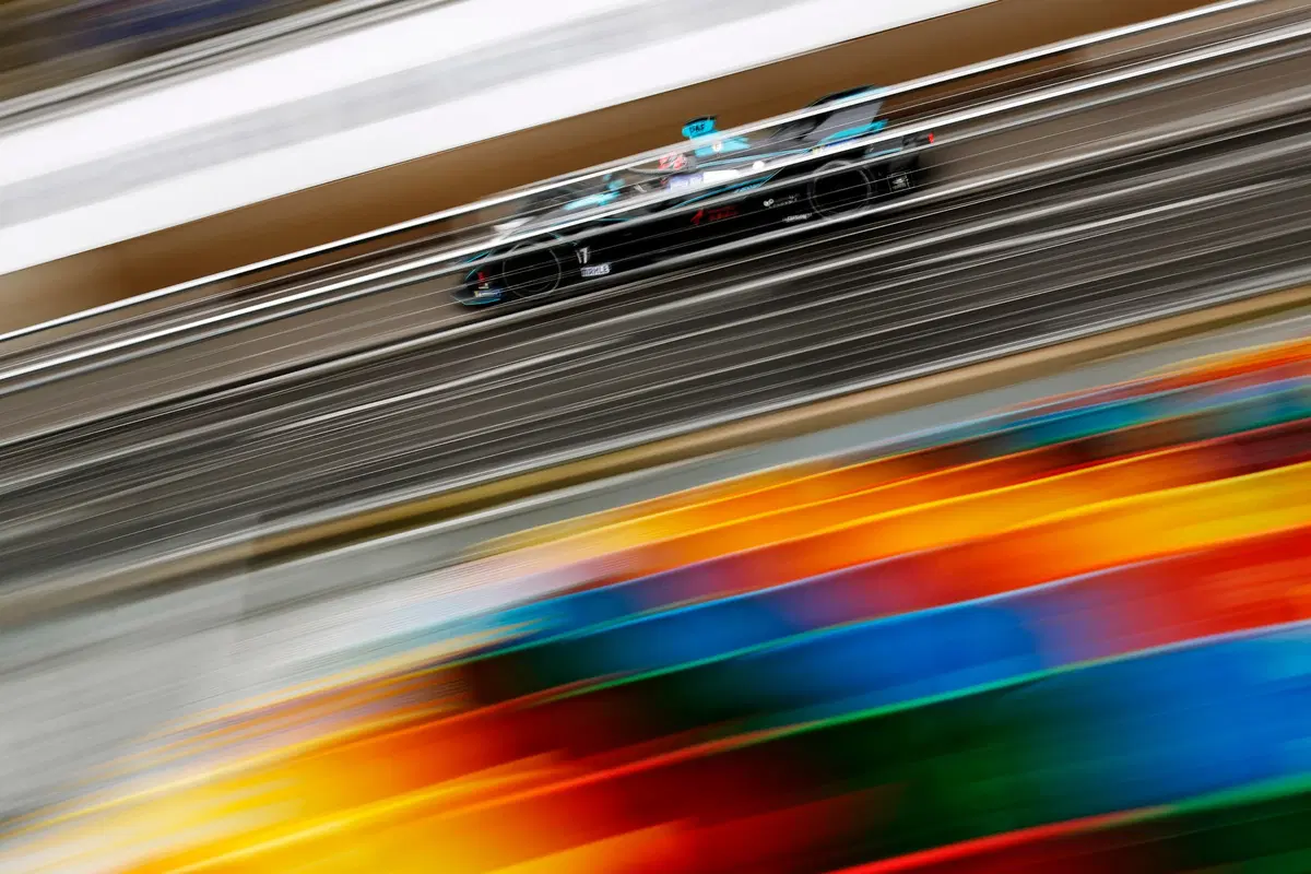 Formula E, ePrix di Hong Kong: squalificato Bird, la vittoria a Mortara (14)