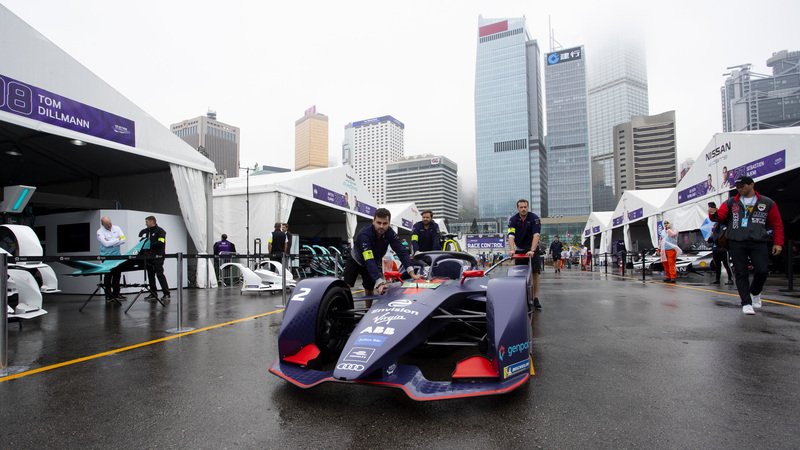 Formula E, ePrix di Hong Kong: squalificato Bird, la vittoria a Mortara