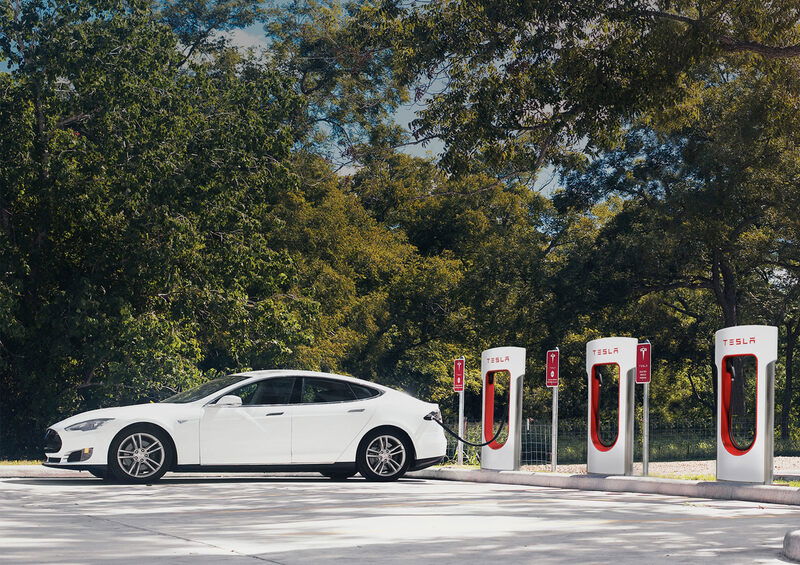 Tesla, Musk: &quot;Italia, arriveranno molti pi&ugrave; Supercharger&quot;