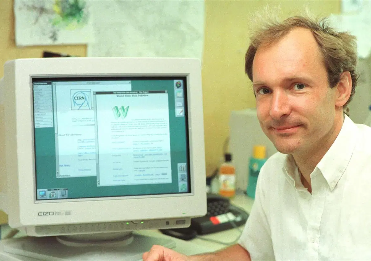 30 anni di WWW: la rivoluzione dell'informazione, anche motoristica