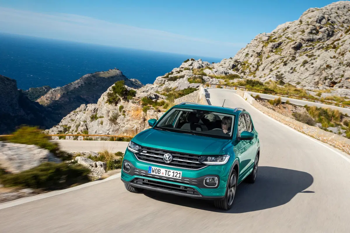 Volkswagen T-Cross 2019 ecco come va la cugina della Polo (4)