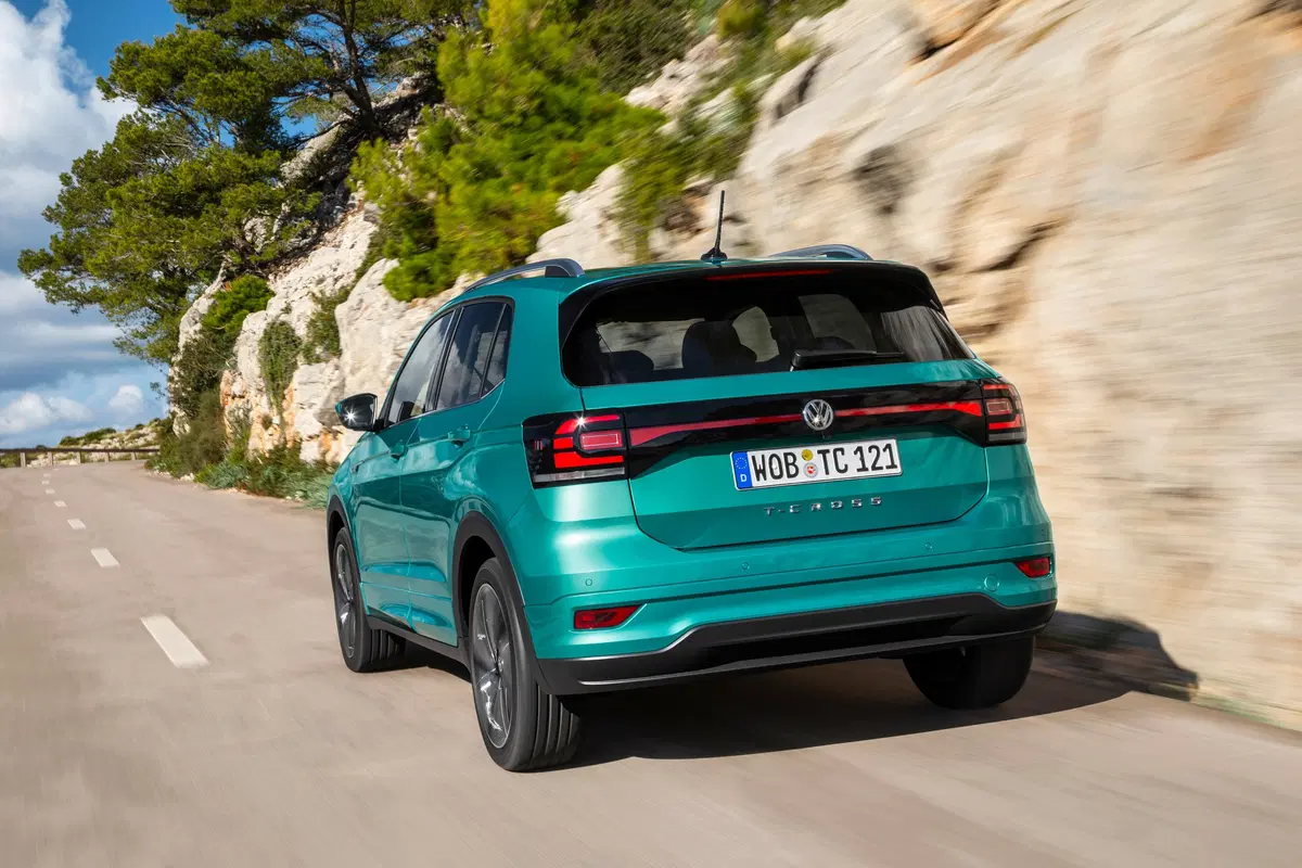 Volkswagen T-Cross 2019 ecco come va la cugina della Polo (7)