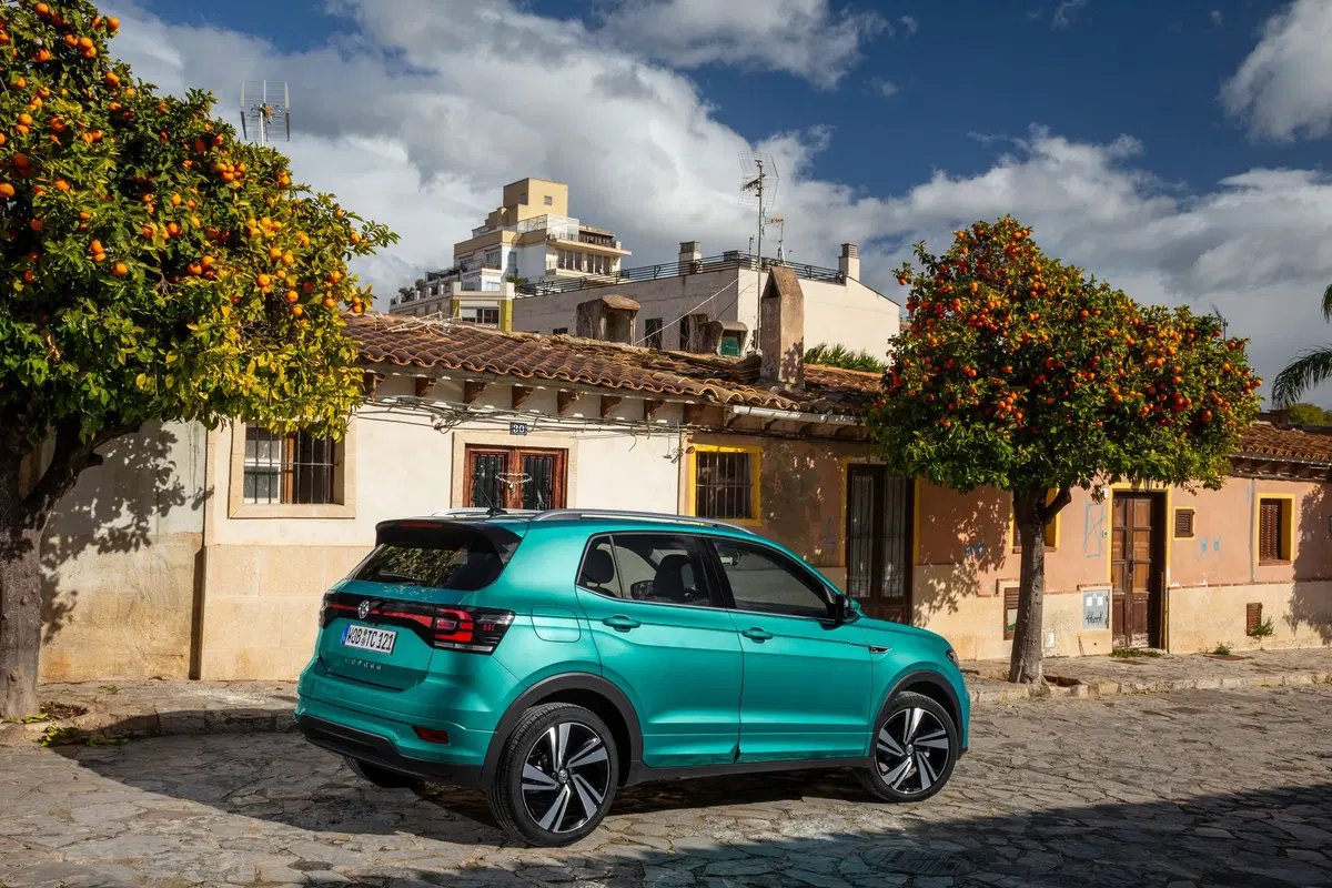 Volkswagen T-Cross 2019 ecco come va la cugina della Polo (14)