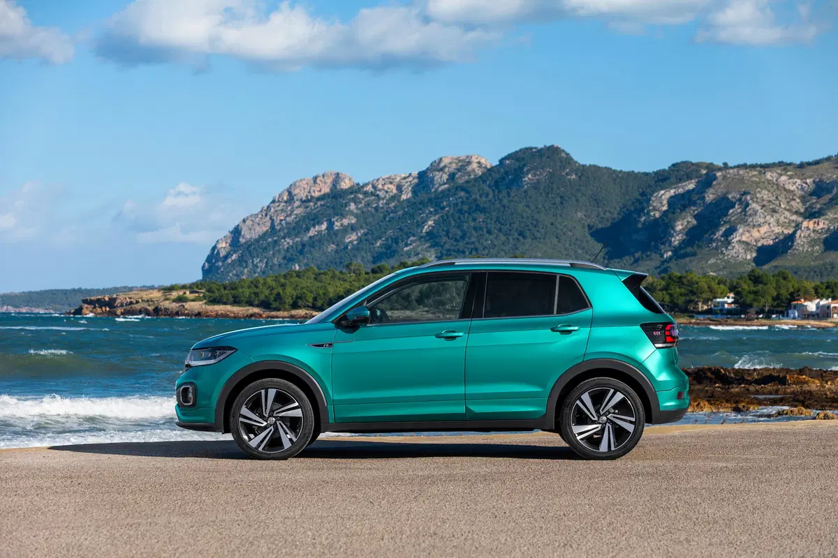 Volkswagen T-Cross 2019 ecco come va la cugina della Polo (13)