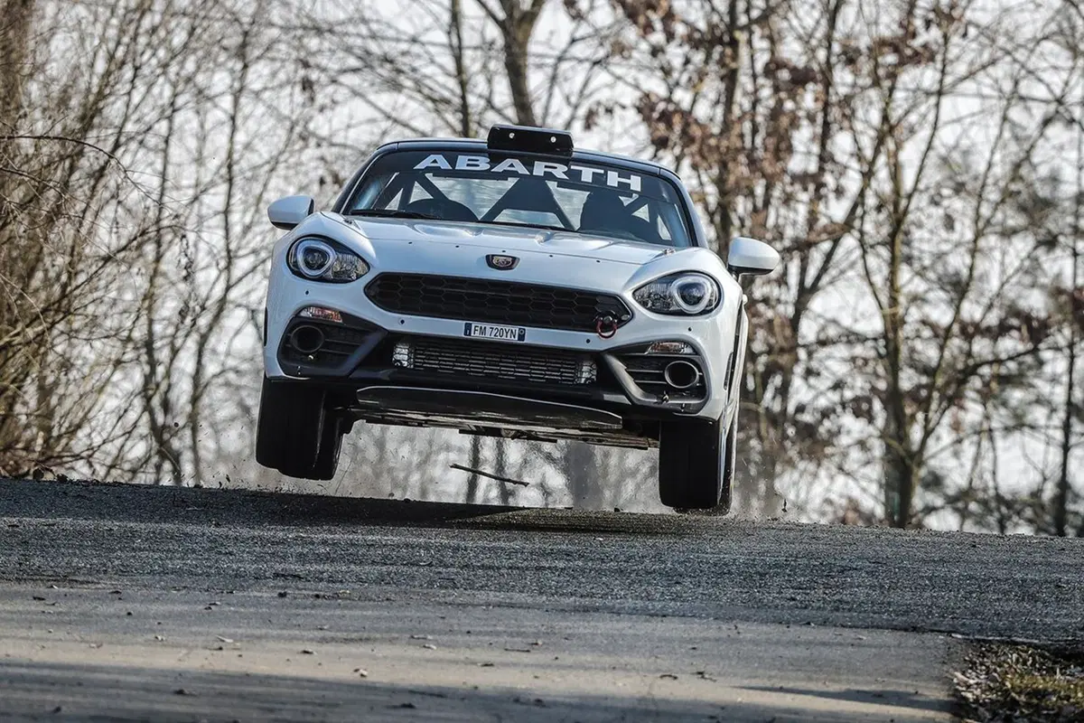Abarth 124 rally 2019, lo Scorpione da corsa si rinnova (5)