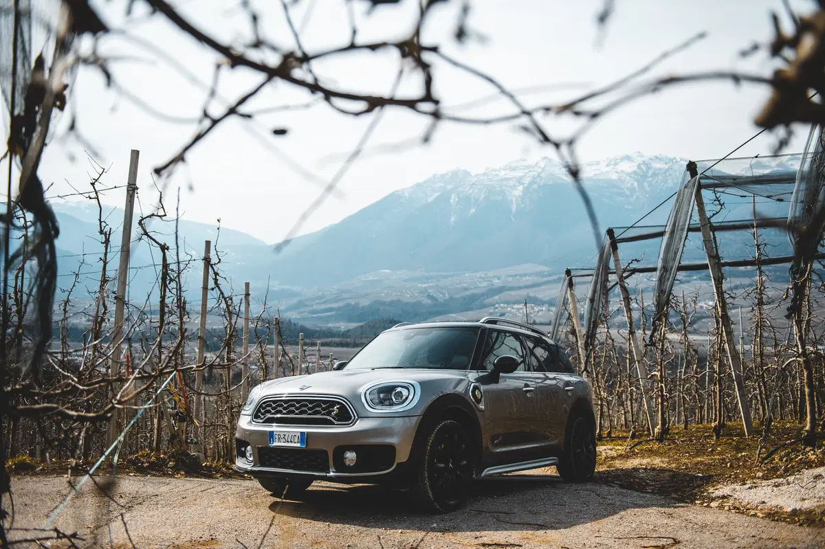 Mini Cooper S E Countryman ALL4: guidare green, divertendosi (14)