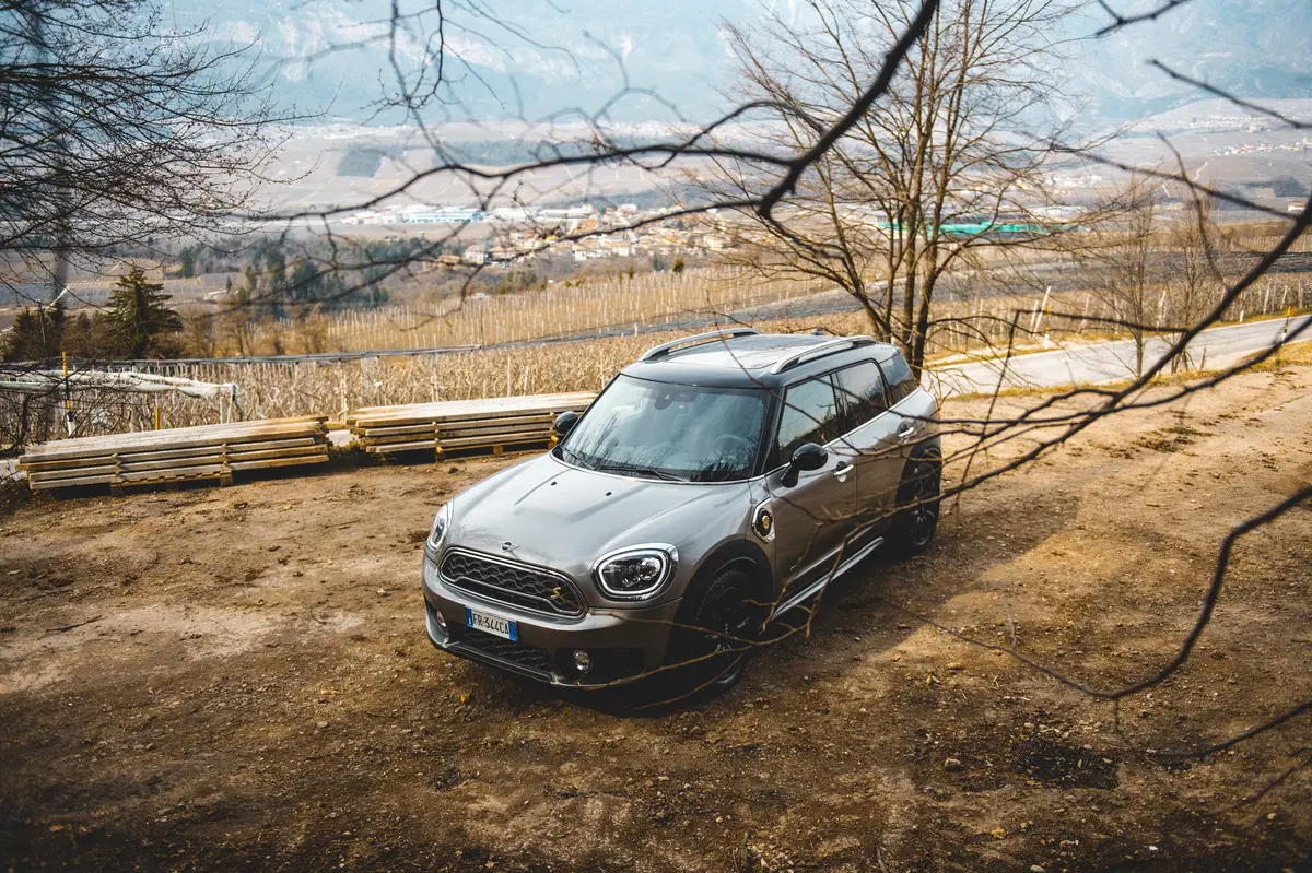 Mini Cooper S E Countryman ALL4: guidare green, divertendosi (15)